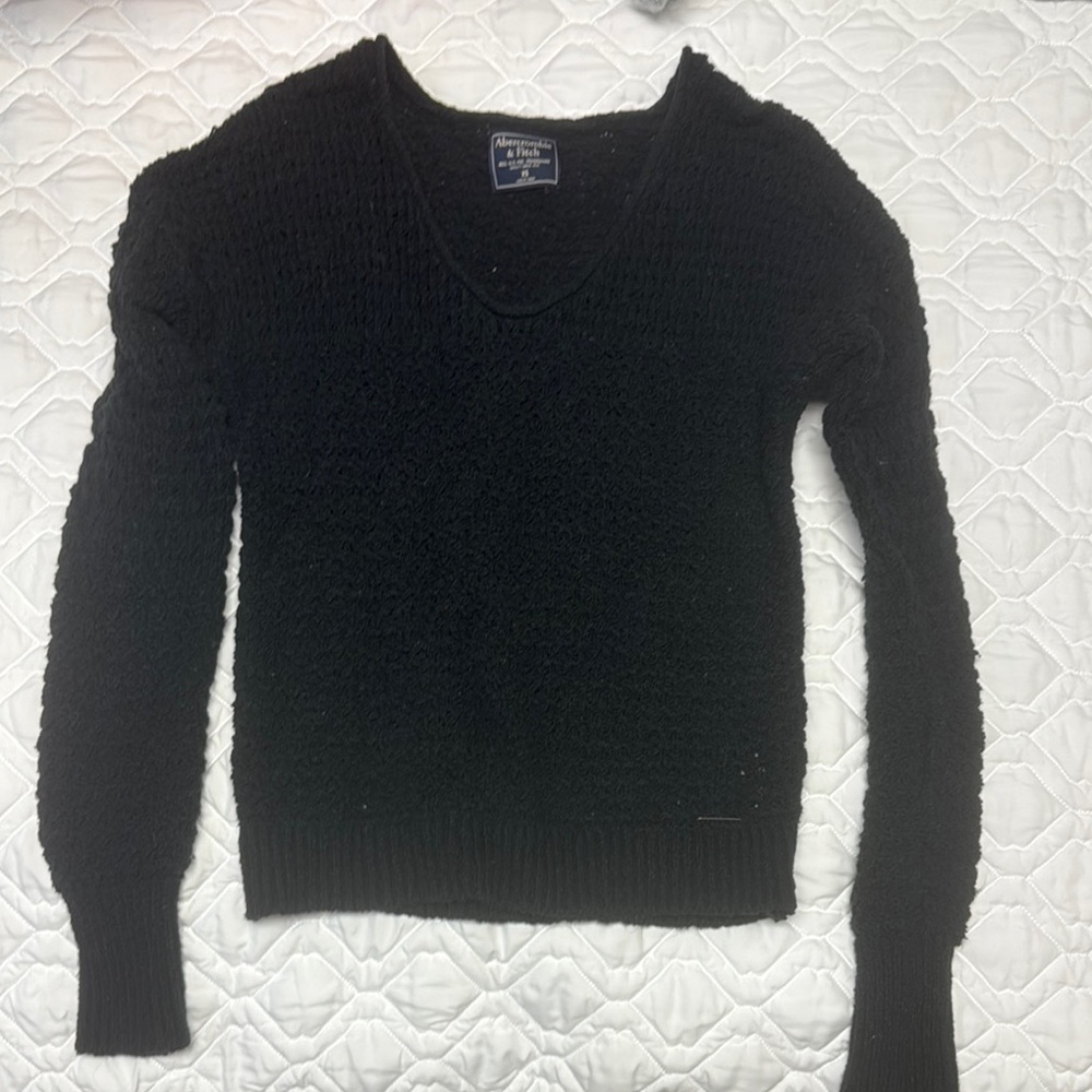 Women's Black Abercrombie Sweater